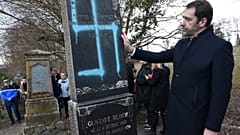Nach Grabschändung: Macron will Antisemitismus entschlossen bekämpfen