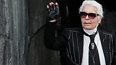 Meghalt Karl Lagerfeld divattervező