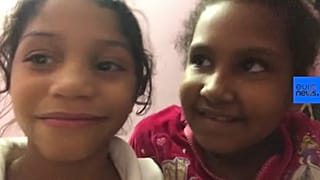  Josmeli et sa sœur Emily 