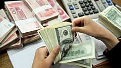 فرمانده پلیس تهران: ۱۹۰ دلال ارز در زندان هستند