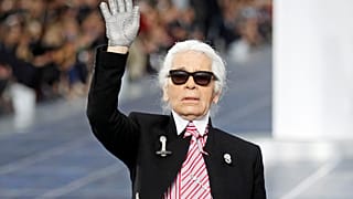 Karl Lagerfeld : un défilé Fendi en forme d'hommage