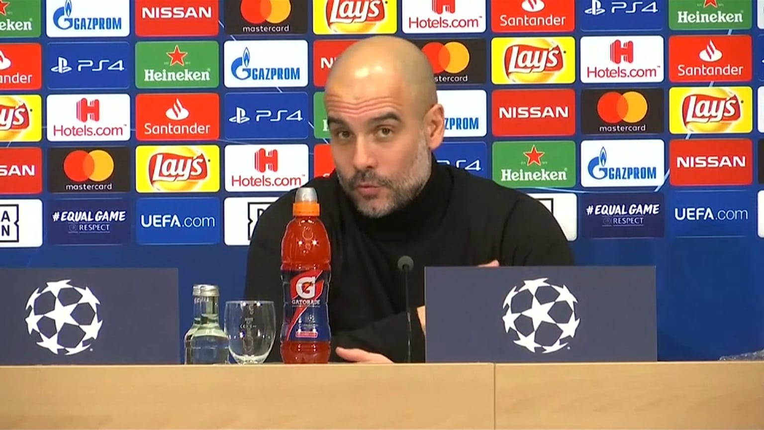 Schalke-Manchester City, Guardiola: "Dobbiamo essere concentrati"