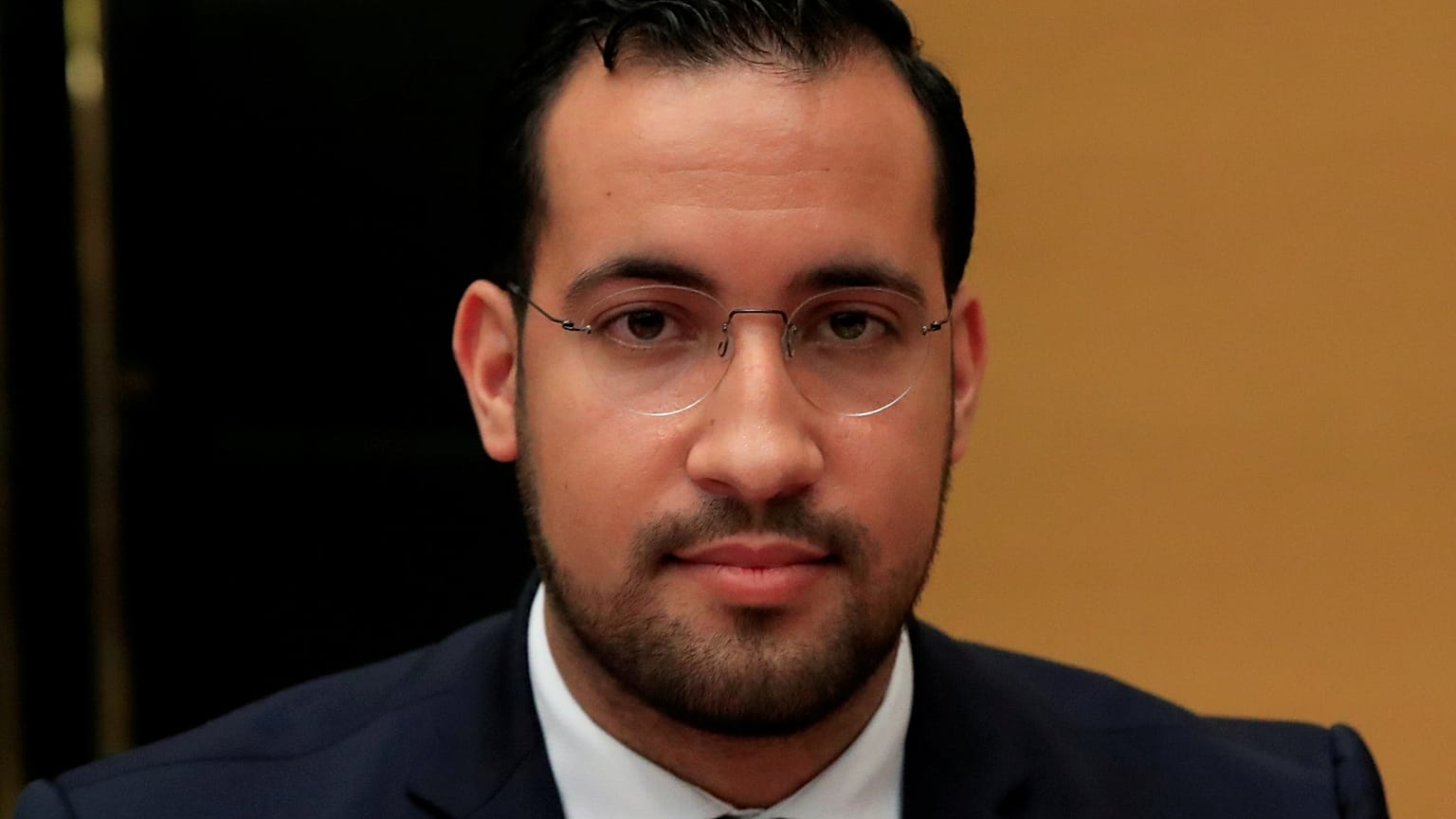 الحارس الشخصي السابق للرئيس الفرنسي يمثل أمام القضاء