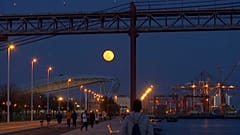 Supermond über Lissabon und Madrid