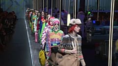 La moda a Milano ricorda Karl Lagerfeld