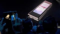 Samsung revela telemóvel dobrável
