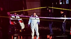 Κοιμήθηκε στο τιμόνι και έγινε κόσκινο από τις σφαίρες αστυνομικών! - BINTEO
