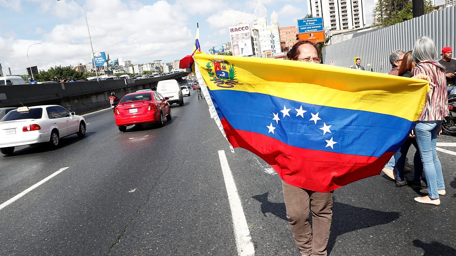 Lezárja a brazil határt Maduro