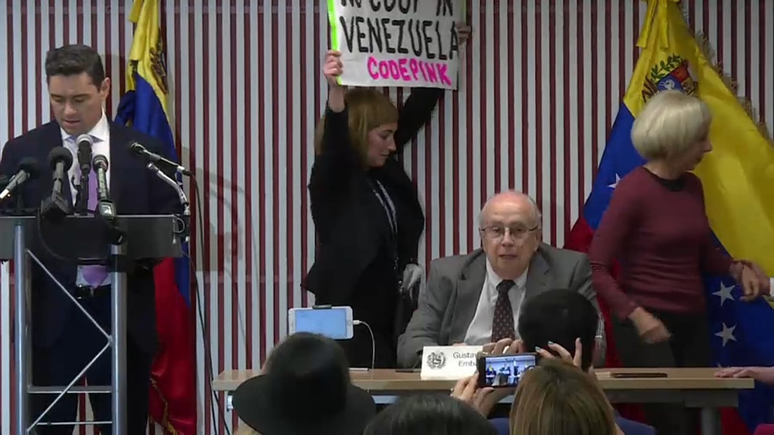 Un icono del chavismo le da la espalda a Maduro