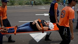 Venezuela: sale la tensione alla vigilia dell'arrivo degli aiuti
