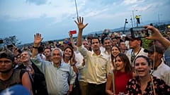 Ο Χουάν Γκουαϊδό στη συναυλία για την ανθρωπιστική βοήθεια