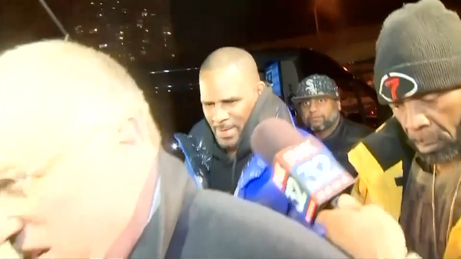 Il rapper R.Kelly si costituisce 