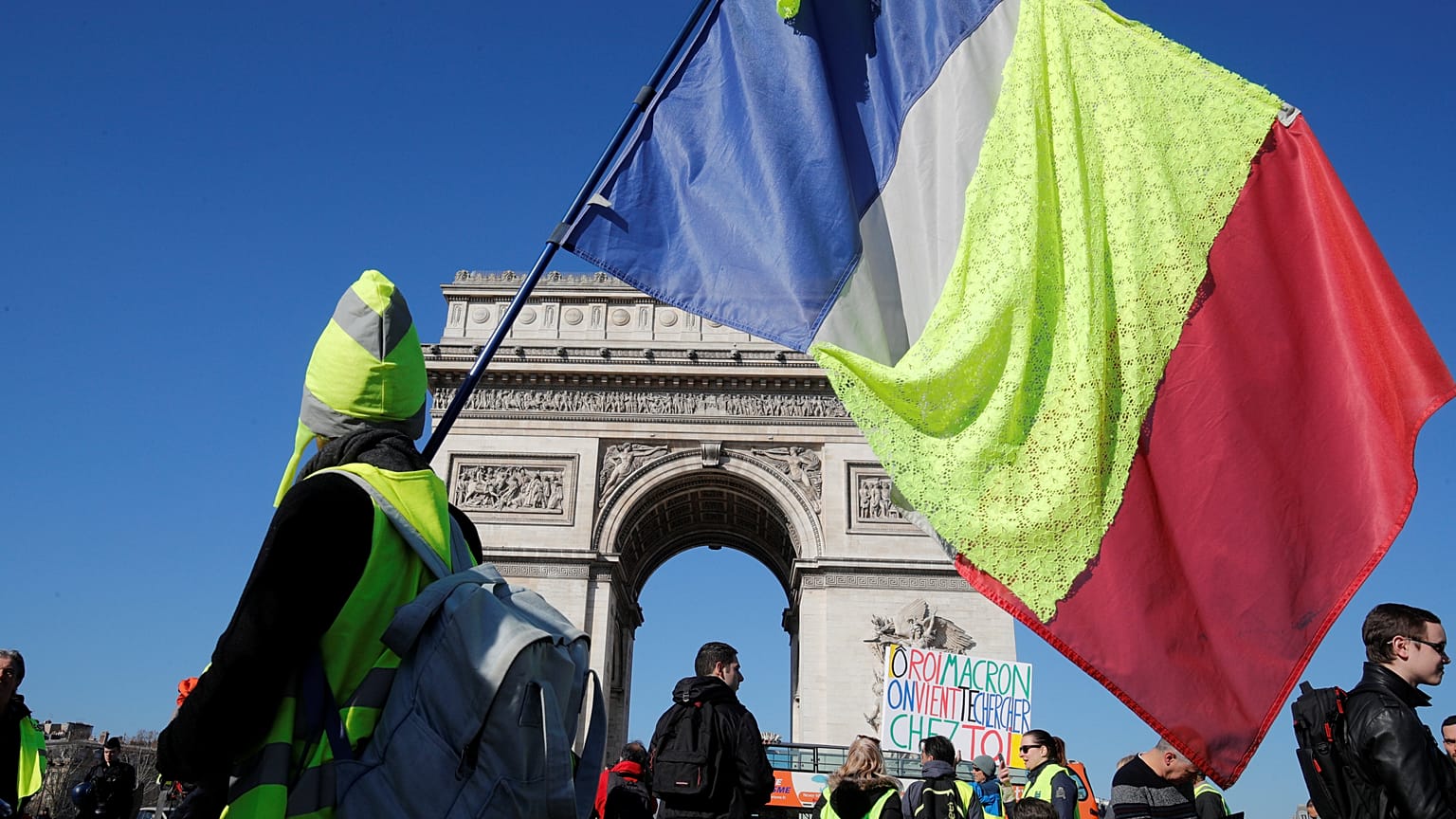 Les "gilets jaunes" toujours mobilisés pour l'Acte XV