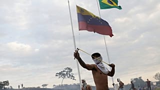 Au Venezuela, l'armée empêche l'entrée de l'aide humanitaire