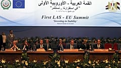 "مصالح أوروبا" وسبل خروج العرب من "وضع كئيب" من خلال القمة العربية الأوروبية