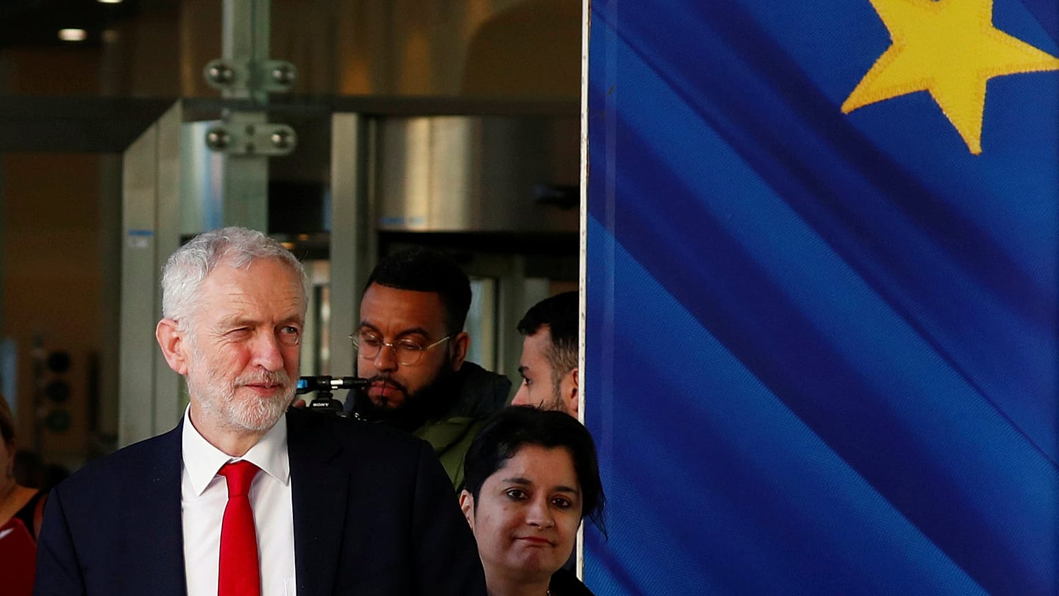 Brexit: i laburisti chiedono un secondo referendum