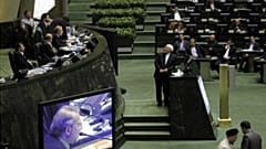 نامه نمایندگان به روحانی برای رد استعفای ظریف