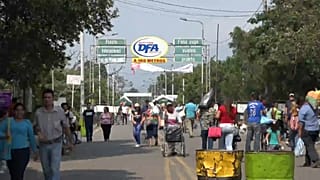 Venezuelan crisis creates roaring business for border traders
