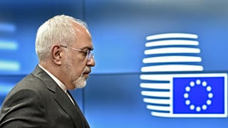 سخنگوی موگرینی به یورونیوز: فعلا درباره استعفای ظریف اظهارنظر نمی‌کنیم