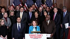 Repräsentantenhaus stimmt gegen Trumps Notstandserklärung