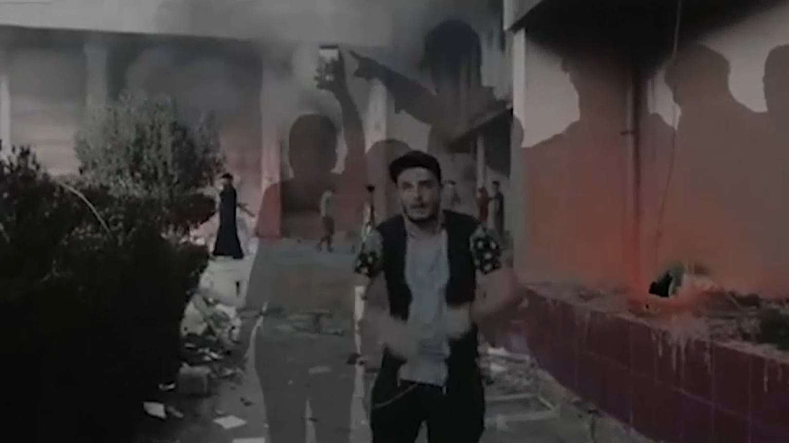 من أغنية هنا البصرة