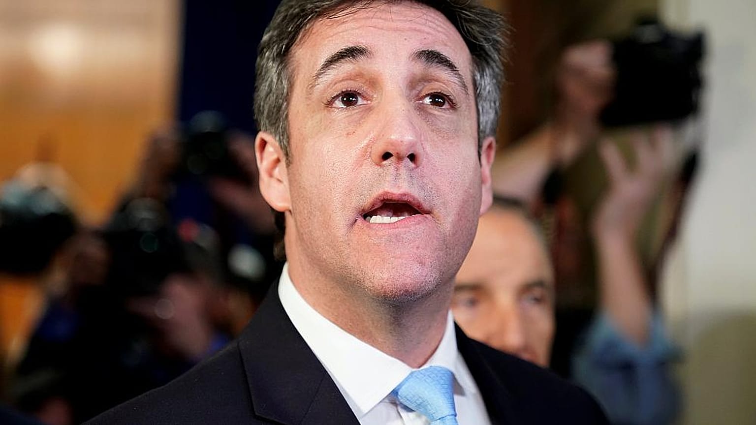 Dinero, sexo y conocimiento: Tres afirmaciones clave que Michael Cohen hizo sobre Donald Trump