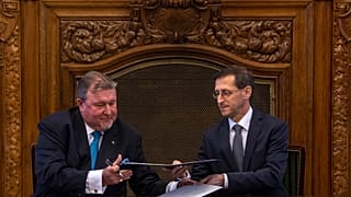 Kiváltságos helyzetben a Putyinhoz közeli bank Budapesten