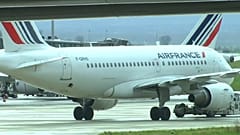 Hollanda’nın, Air France-KLM’deki hisselerini haber vermeden artırması Fransa’yı kızdırdı