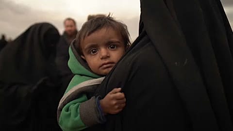 Evacuation of civilians from final ISIS stronghold in Syria continues