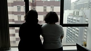 Aile içi şiddetten kaçan Suudi kardeşlerin Hong Kong'da endişeli bekleyişi