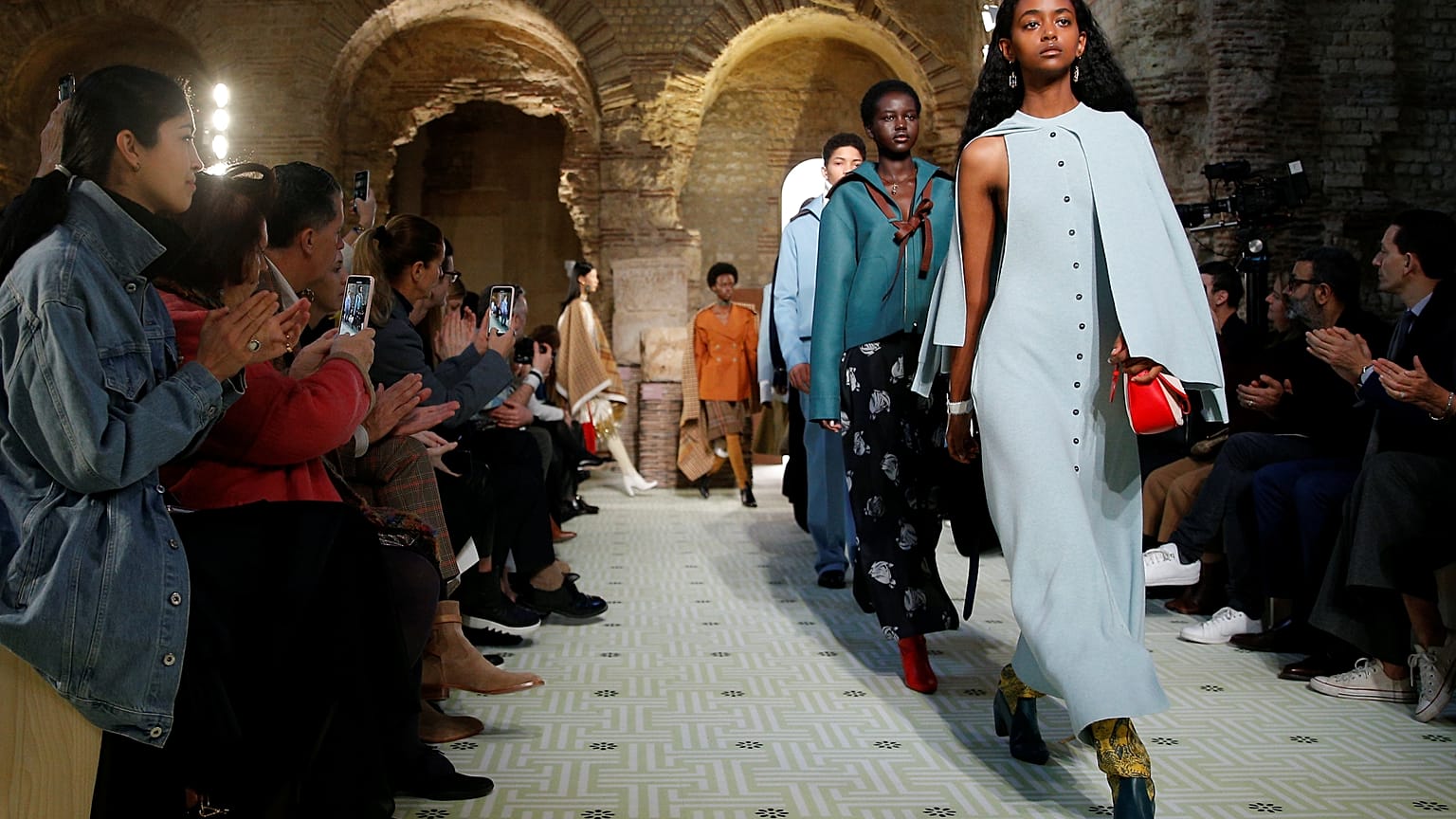 Diseño ecléctico y futurista en París