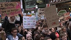 Αμβούργο: Διαδήλωση για το κλίμα με την Γκρέτα