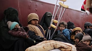 Karaya vuran kambur balinadan Suriye'de tahliye edilen sivillere... Haftanın no comment videoları