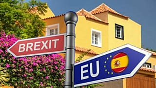 İspanya sert Brexit durumunda ülkedeki 400 bin İngiliz'e oturum hakkı verecek