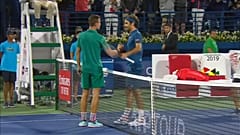 Tennis: Federer approda in finale a Dubai