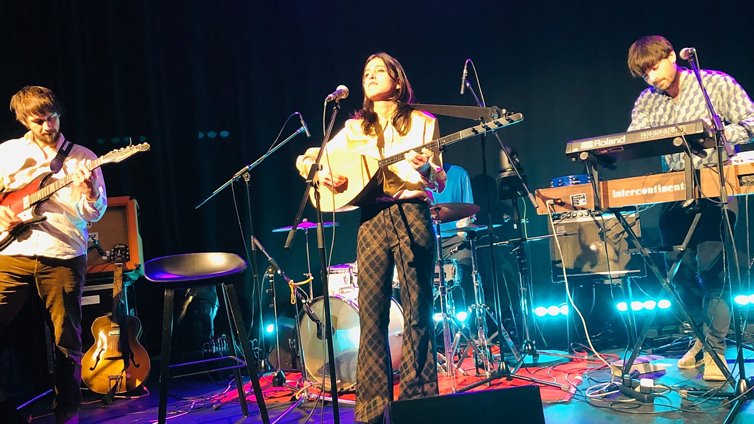 Derya Yıldırım&Grup Şimşek Euronews stüdyosunda konser verdi
