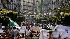 Algerian protesters demand their ailing president steps down