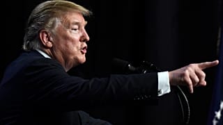 "Trump karne notlarını açıklamamaları için okul yönetimlerini tehdit etti"