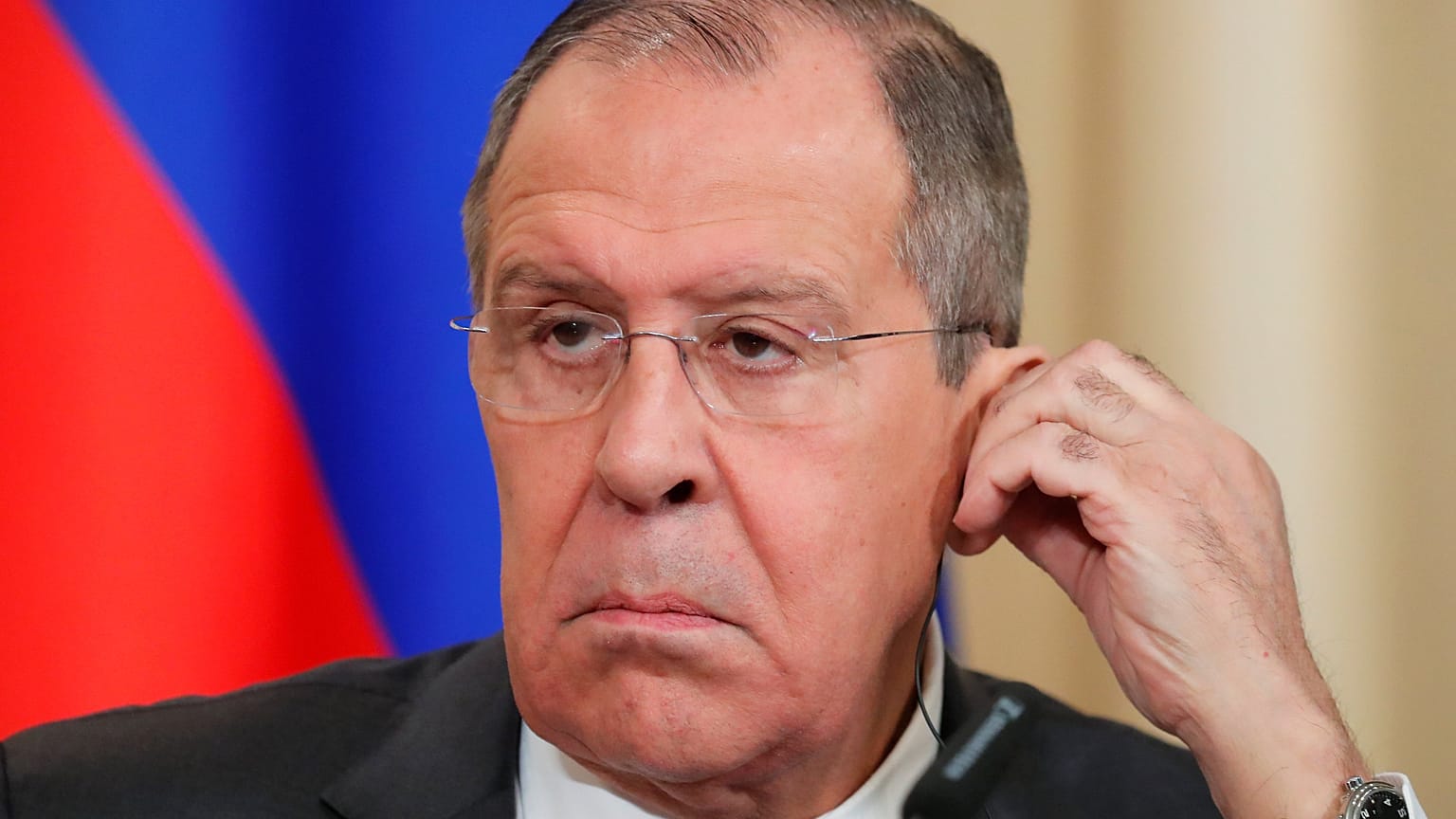 Lavrov: Venezuela'nın iç işlerine karışarak uluslararası hukuku çiğneyen ABD'yi kınıyoruz 