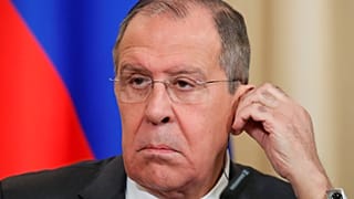 Lavrov: Venezuela'nın iç işlerine karışarak uluslararası hukuku çiğneyen ABD'yi kınıyoruz 