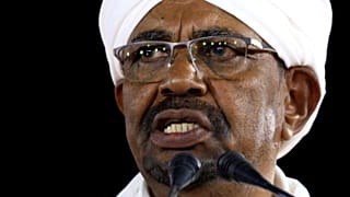 زعيم أكبر حزب معارض في السودان يدعو البشير للتنحي