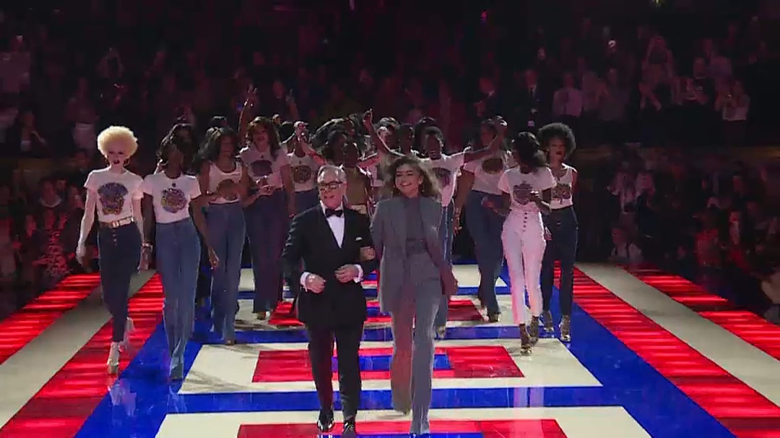 Tommy Hilfiger celebra a diversidade em Paris