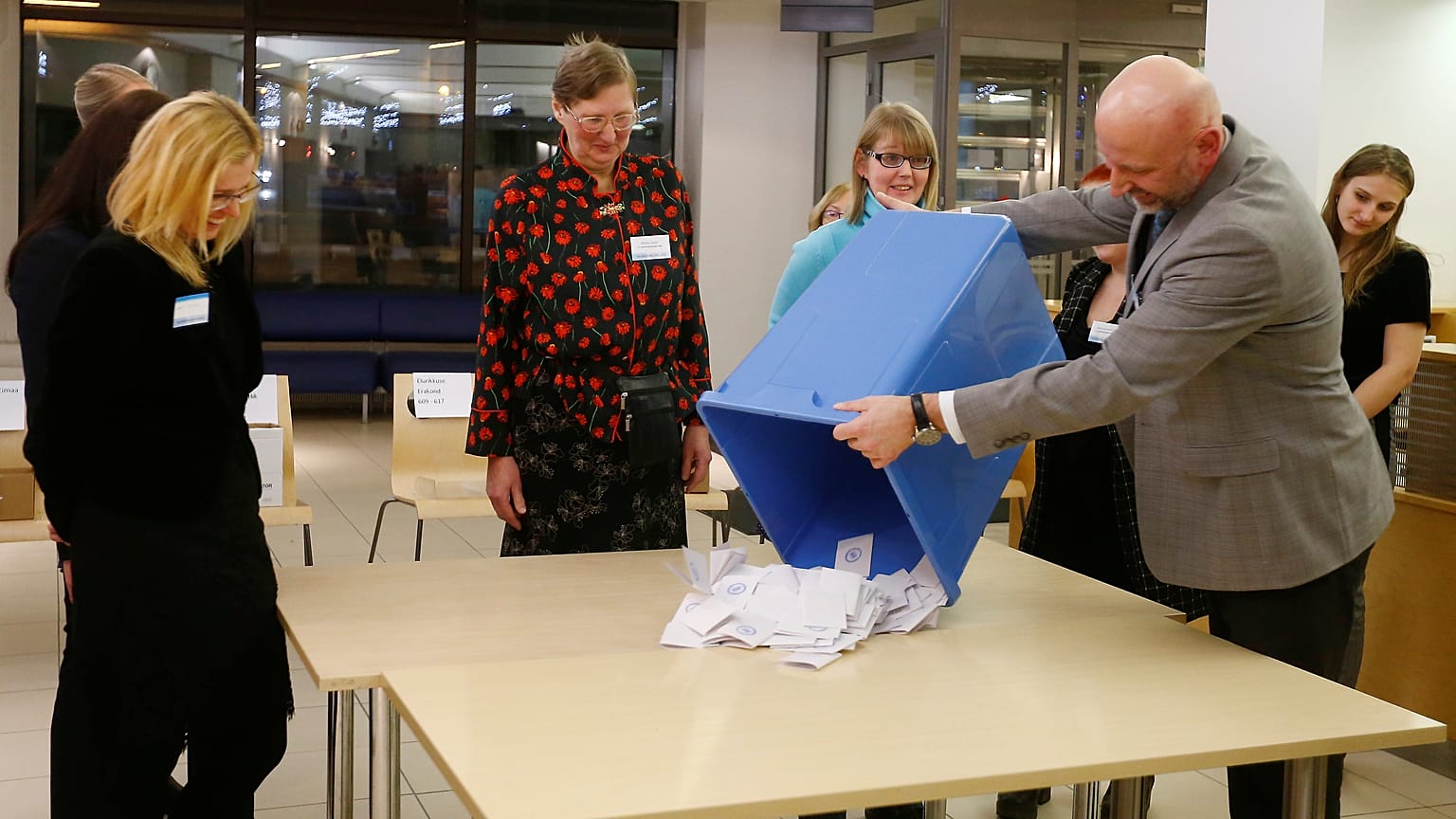 Estonia's centre-right opposition party wins general election