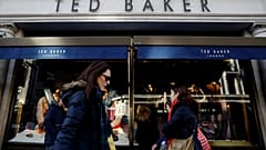 Moda, inchiesta sulla "cultura degli abbracci": si dimette il CEO di Ted Baker