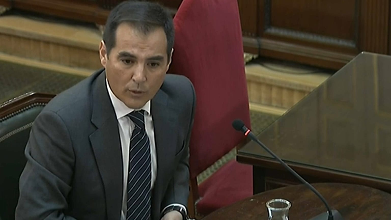 El exsecretario de Estado de Interior José Antonio Nieto afirma que no hubo cargas policiales el 1-O