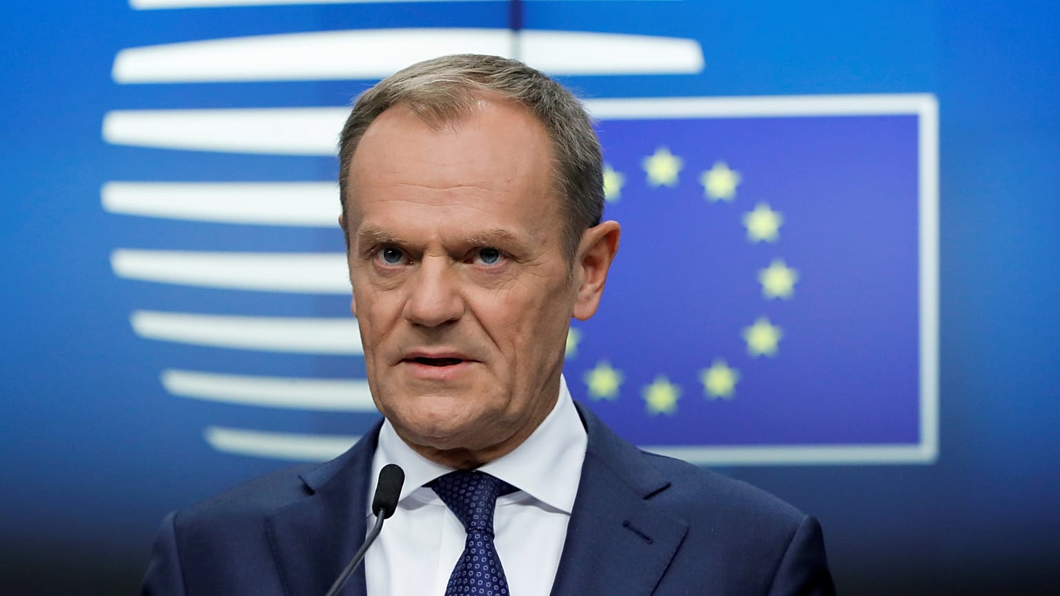 Τουσκ: «Αντιευρωπαϊκές» εξωτερικές δυνάμεις επιδιώκουν να επηρεάσουν τις ευρωεκλογές