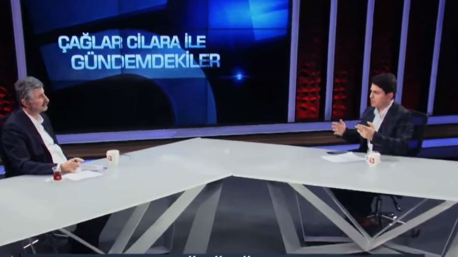 LGBT topluluklarının savunulup 'AKP yeni bir din yarattı' denilen program yayından kaldırıldı