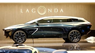 La Aston Martin lancia il SUV elettrico e... vegano: si chiama Lagonda