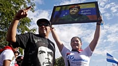 Venezuela, Maduro convoca manifestazione contro "minoranza impazzita"