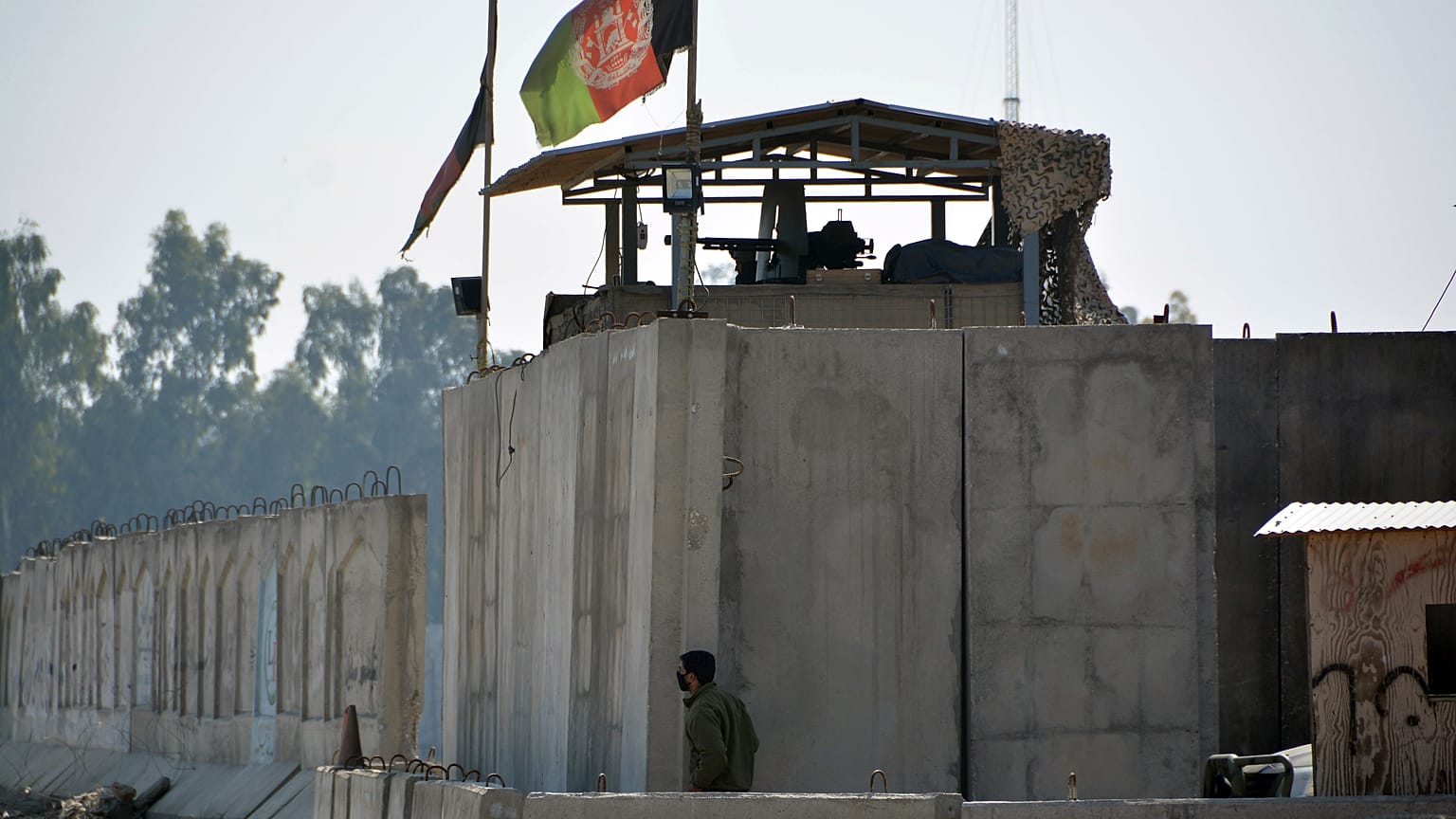 Afganistan'ın Celalabad kentinde intihar saldırısı